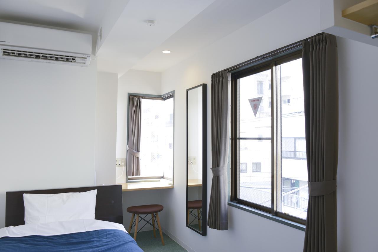 Tabist World Travelers Hostel Ueno Токио Экстерьер фото
