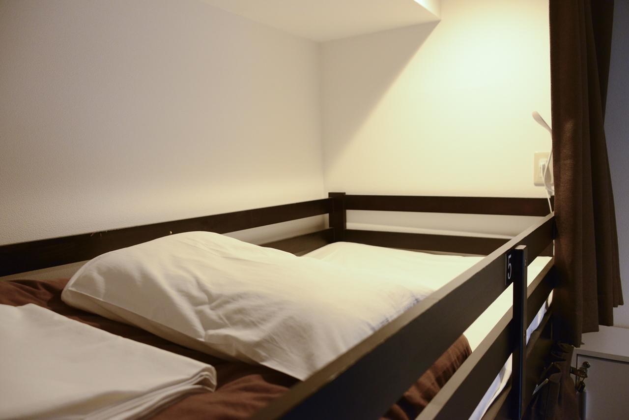 Tabist World Travelers Hostel Ueno Токио Экстерьер фото